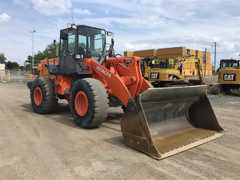 Hitachi LX130 Wheeled Loader Auction (0012-7048044) | Grays Australia