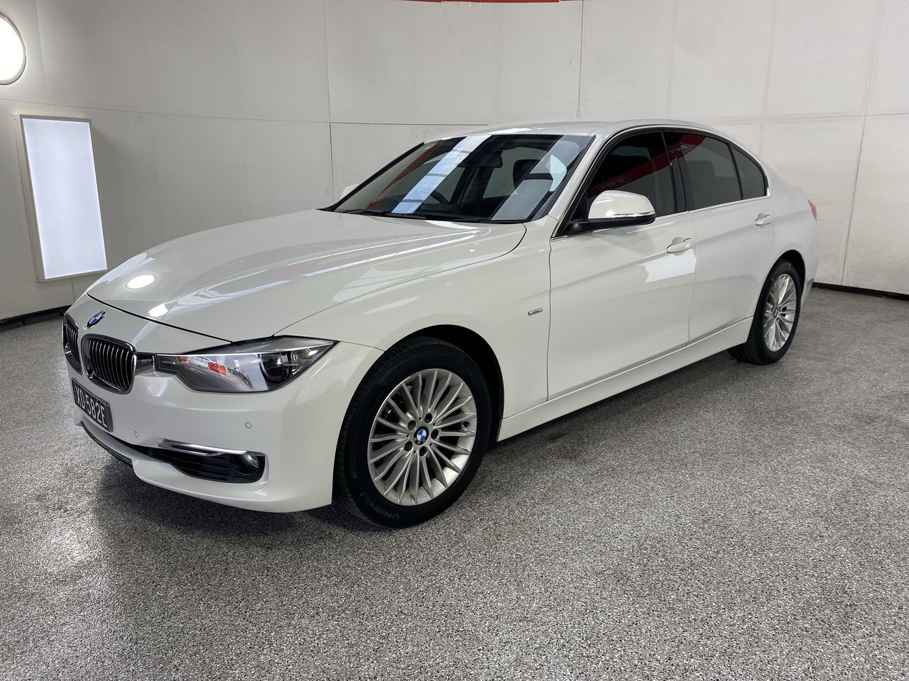 2012 BMW 3 Series 320i F30 Automatic - 8 Speed Sedan