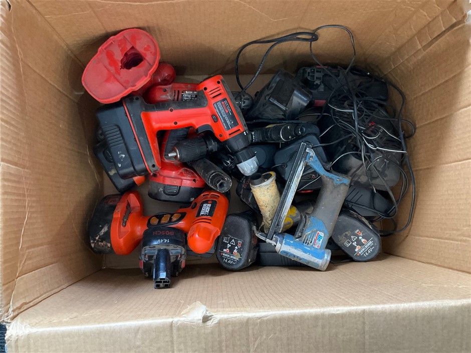 Box of Assorted Power Tools Auction (00133027644) Grays Australia