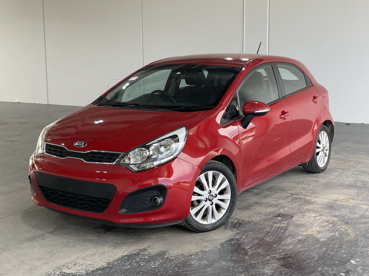 Stilvolle Kia Rio Automatik Fotos