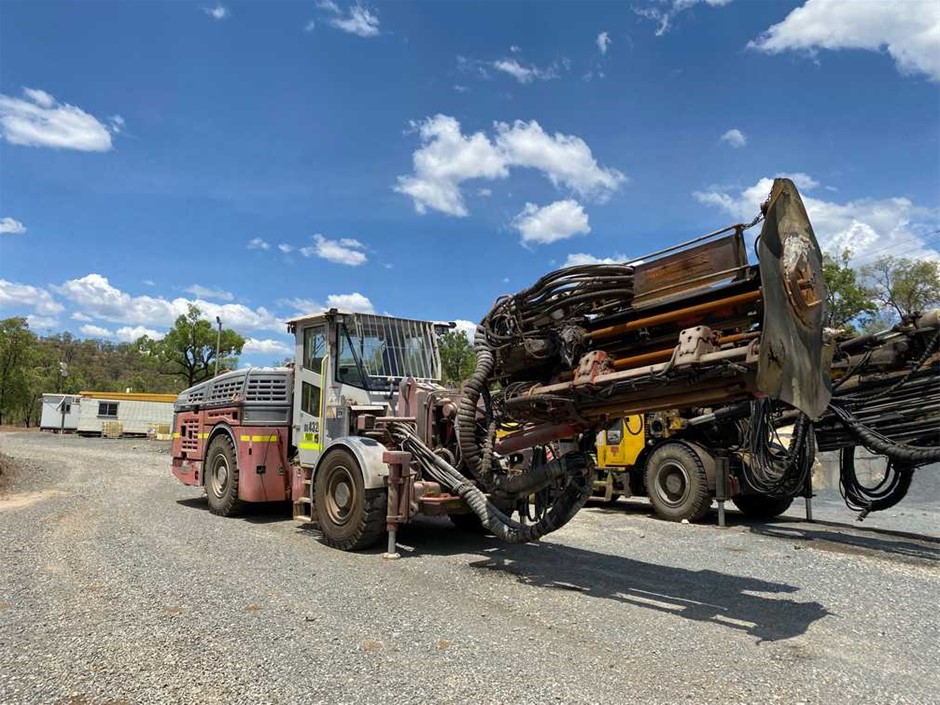 Underground Drill Rigs, Loaders, Dump Trucks & More