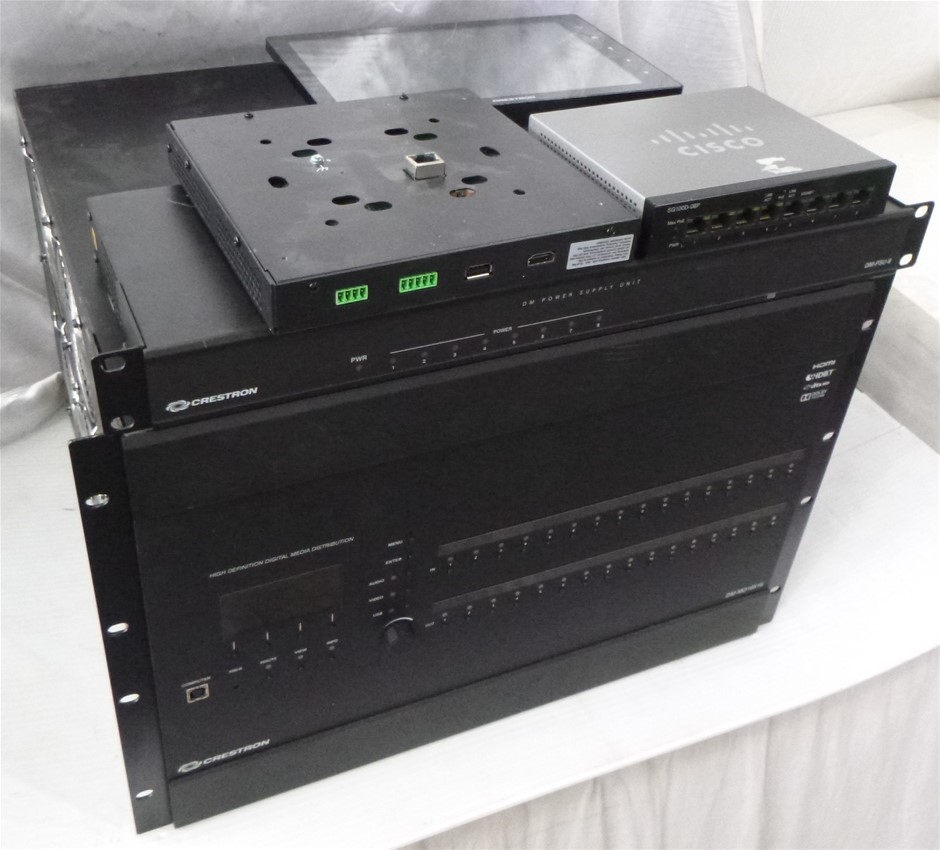 Box Of Assorted Network & Audio Visual Equipment Auction (00685055888