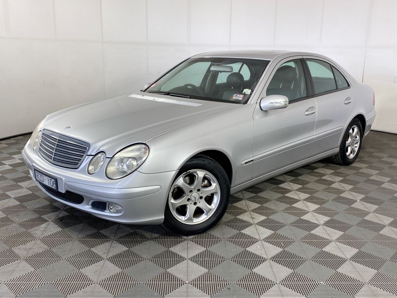 2002 Mercedes Benz E240 Classic W211 Automatic Sedan Auction (0001 ...