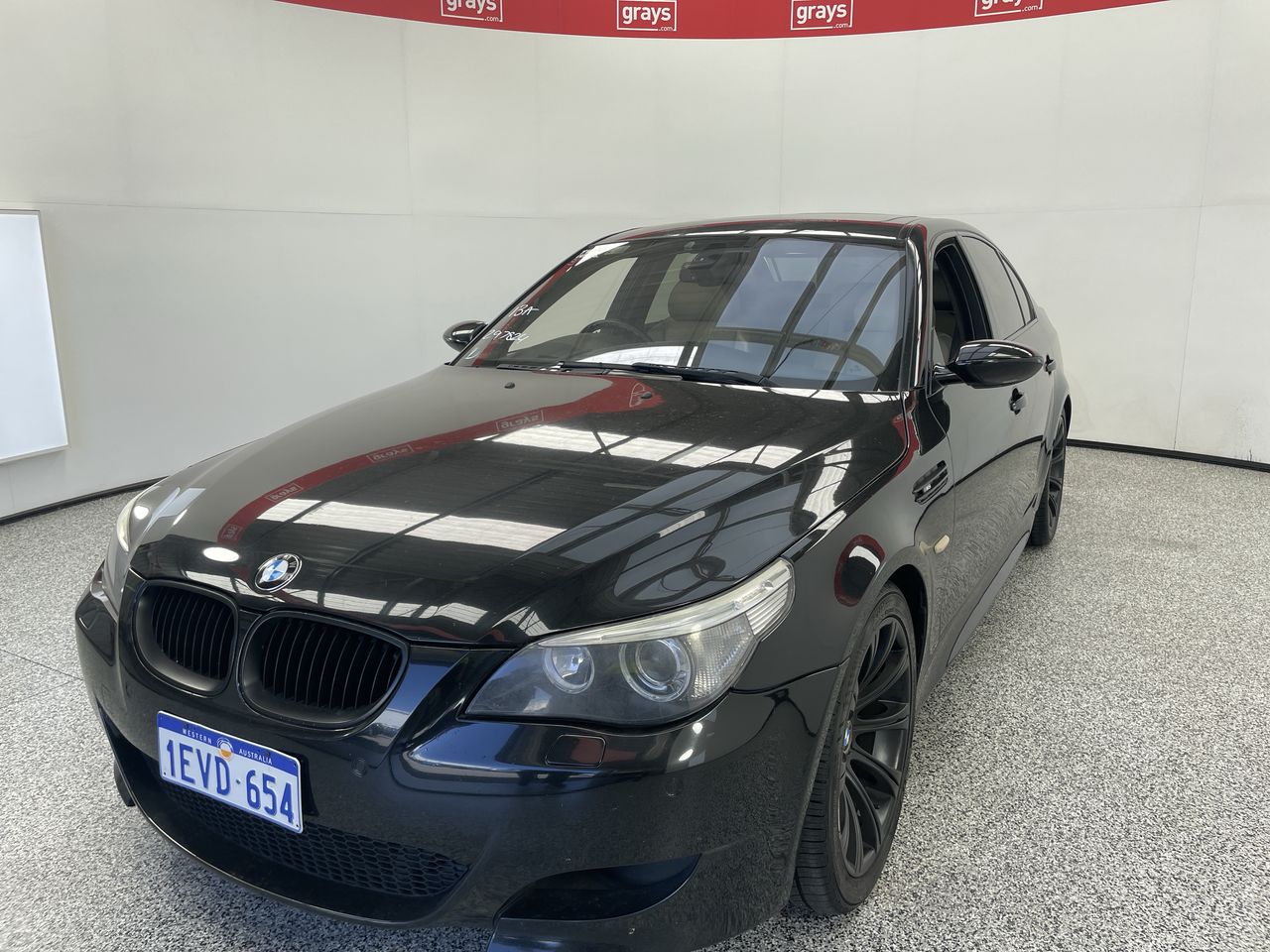 2006 BMW M5 E60 7 man Sedan
