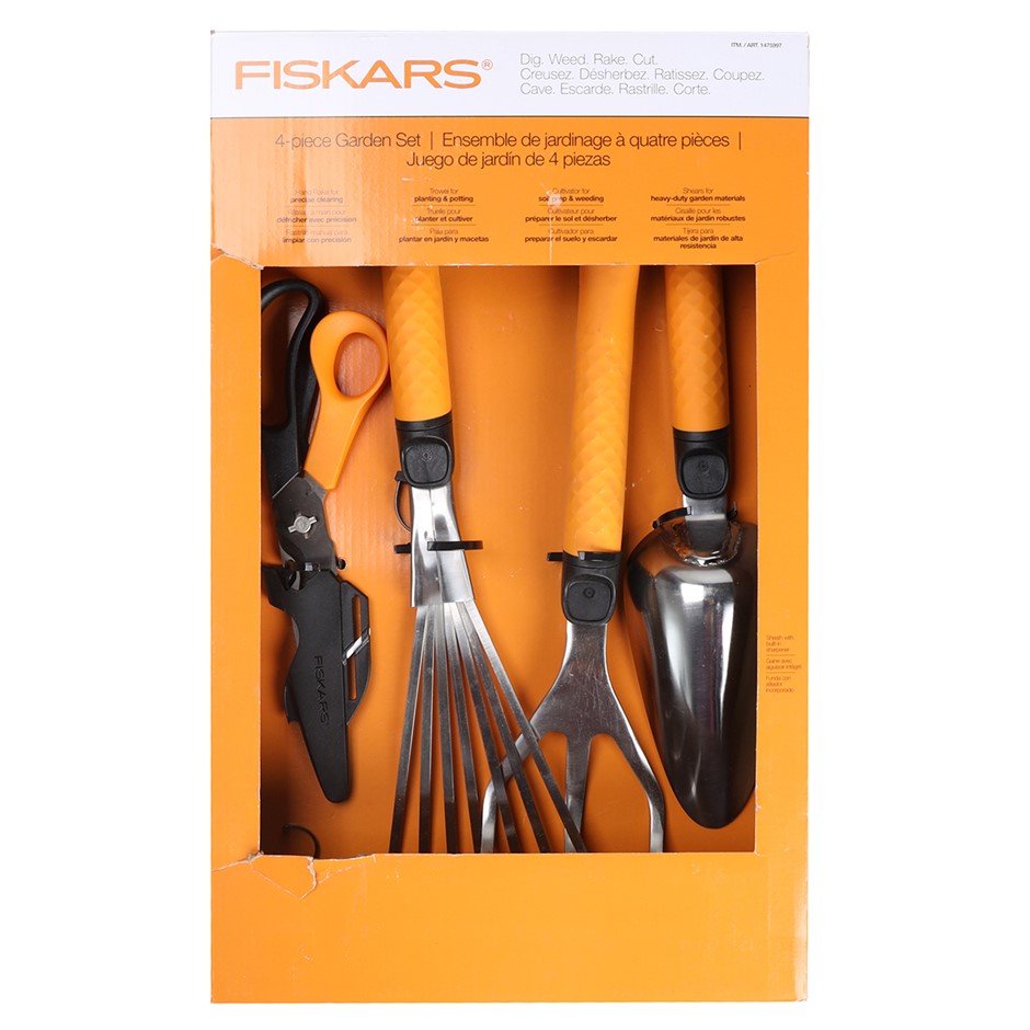 FISKARS 4 Piece Garden Set. N.B: Damaged packaging. Auction (0174