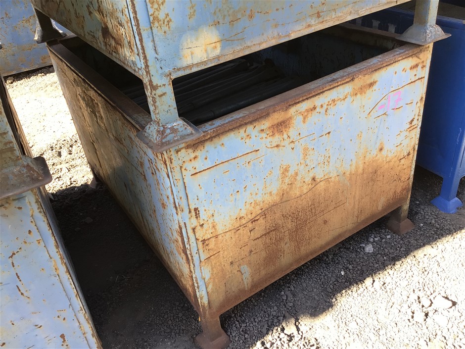 1x Stillage of Scaffolding Parts Auction (0017-3028807) | Grays Australia