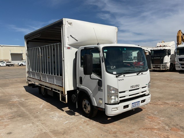 Isuzu Curtain Sider, Tray Truck, Forklift and PalletWrapper