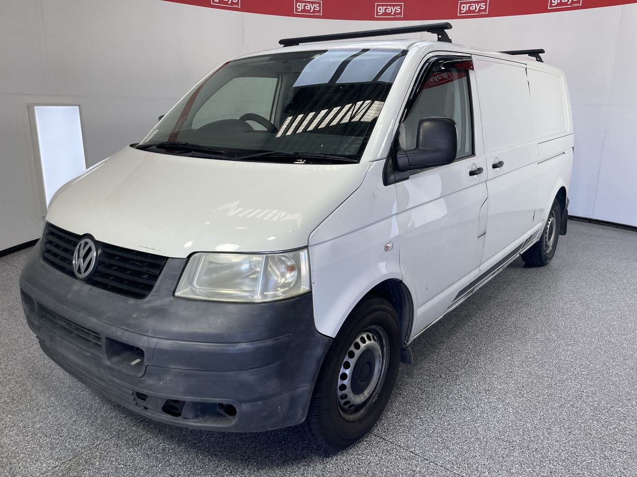 Volkswagen Transporter LWB 2.5 TDI 128kW T5 Turbo Diesel