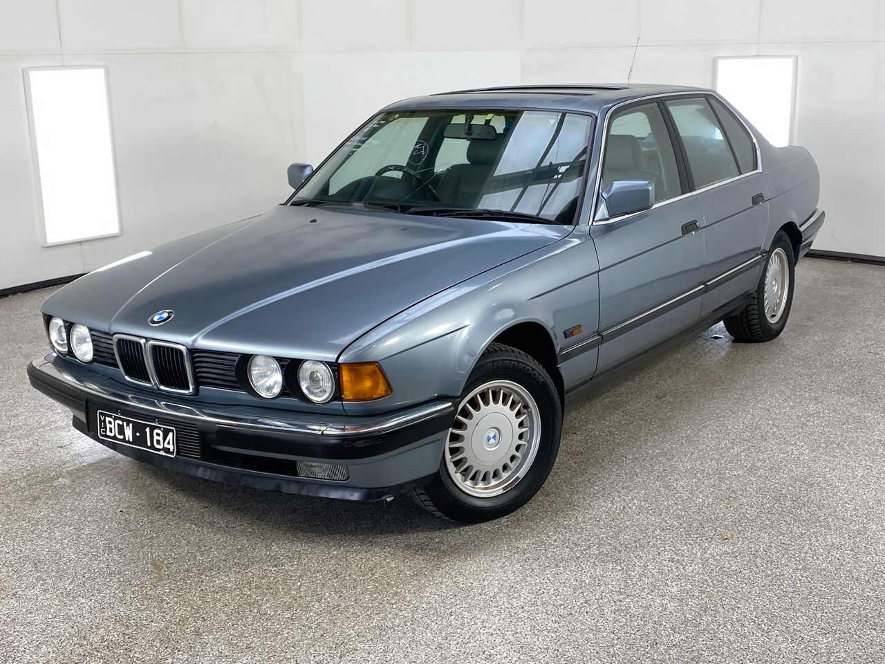 1989 BMW 735i Automatic