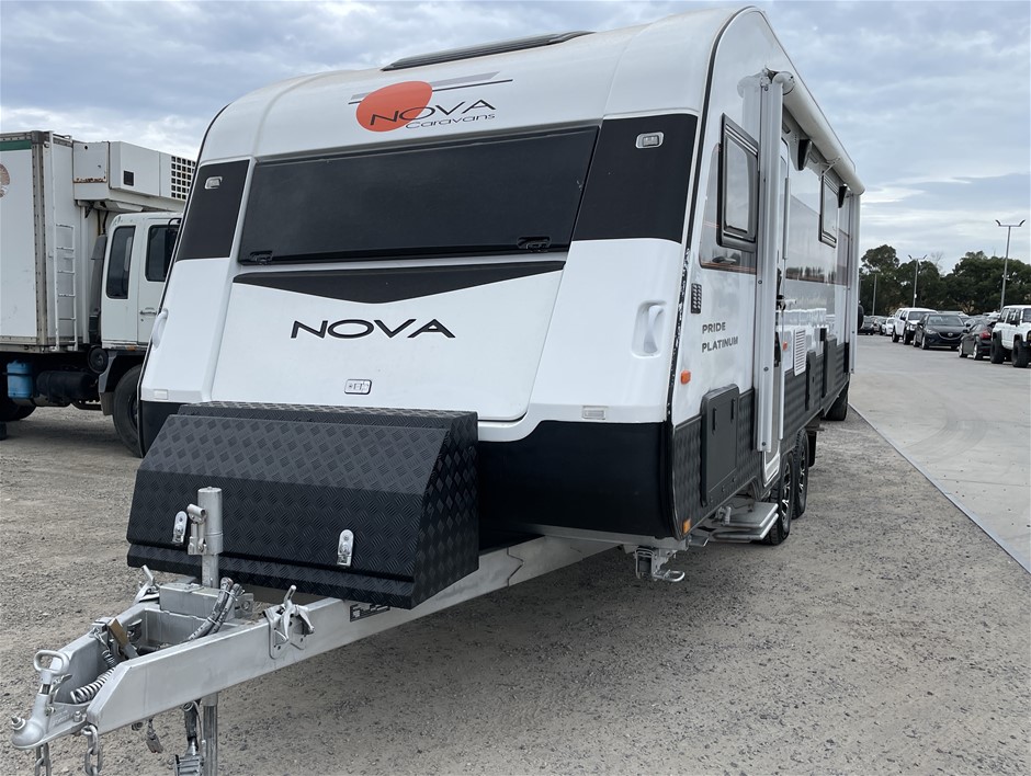 2019 NOVA PRIDE PLATINUM CARAVAN