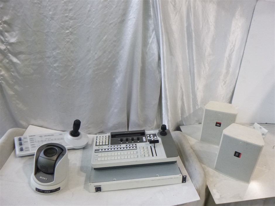 Box Lot Of Assorted Audio Visual Equipment Auction (00775055888