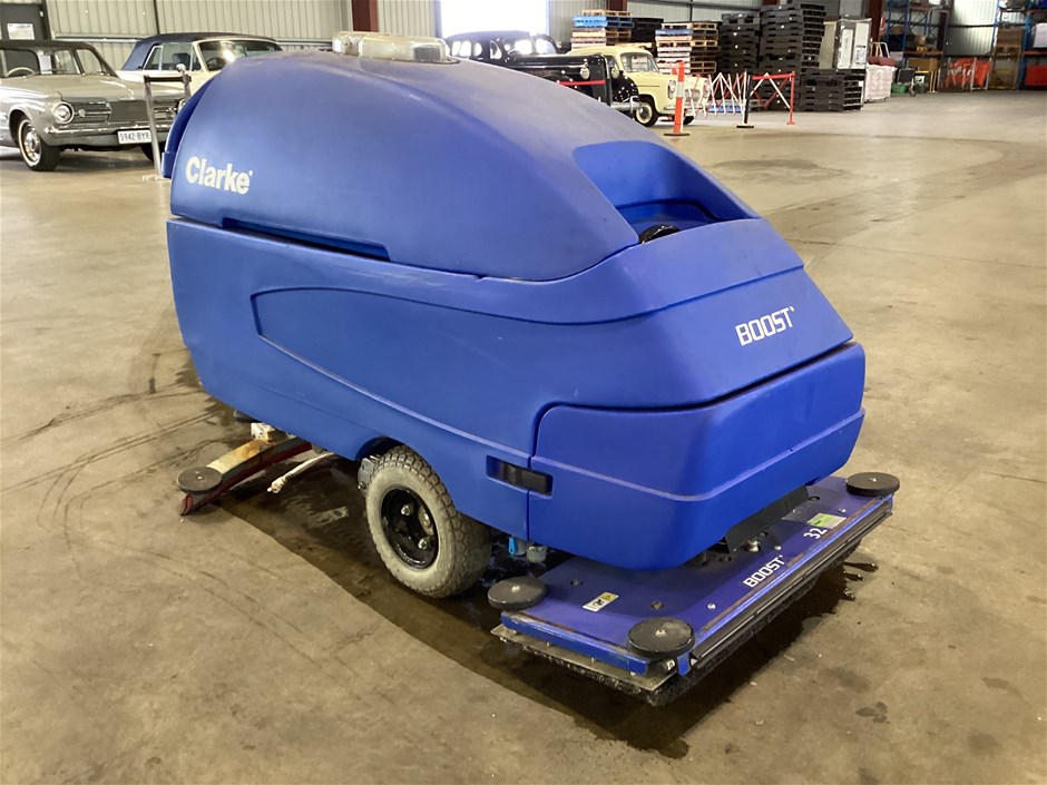 Clarke Boost 32 Walk Behind Floor Scrubber