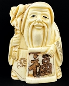 c1890 Japanese Meiji Period Bone Hand-Carved Netsuke