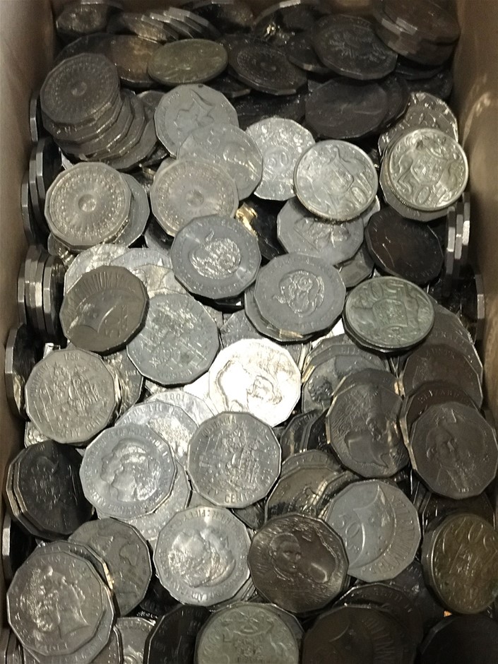 Lot of commemorative 50 cent pieces round 50 cent etc Approx 400 items Auction (01318018505