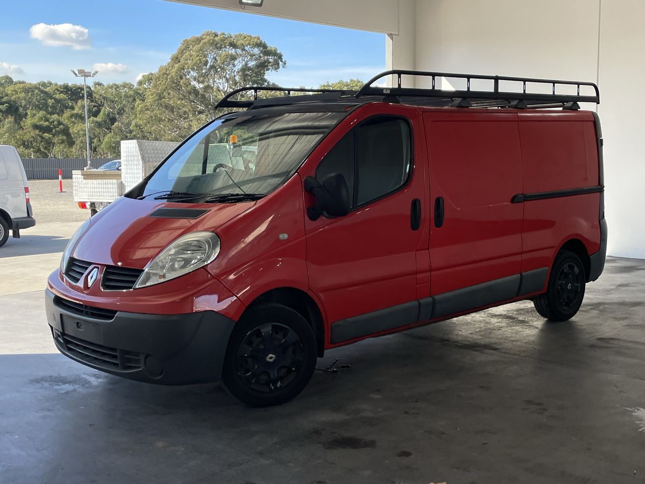 Renault Trafic LWB T/D Auto
