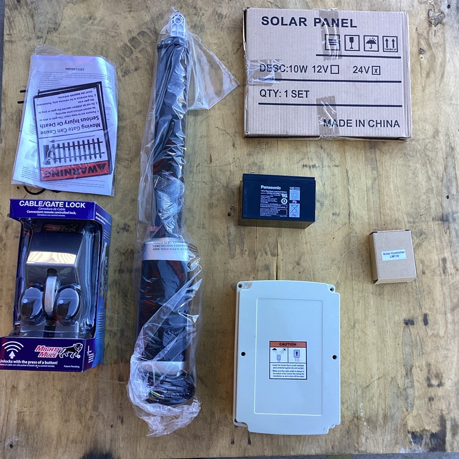 No Reserve - Assorted Wire Fencing, Gate Lock, Home Security