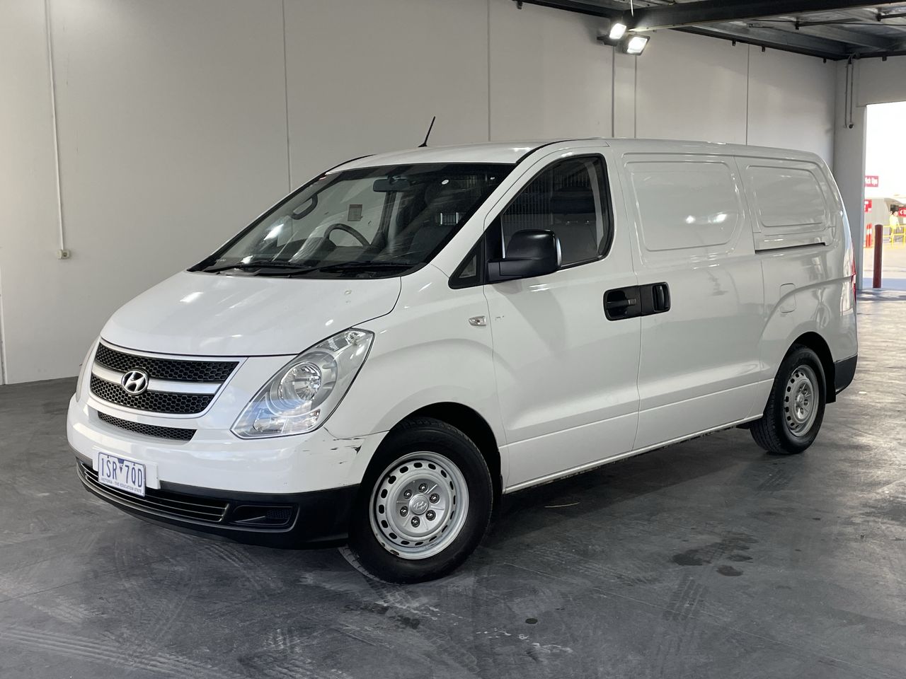 2014 Hyundai iLOAD TQ Turbo Diesel Automatic Van Auction (0001-21025994 ...