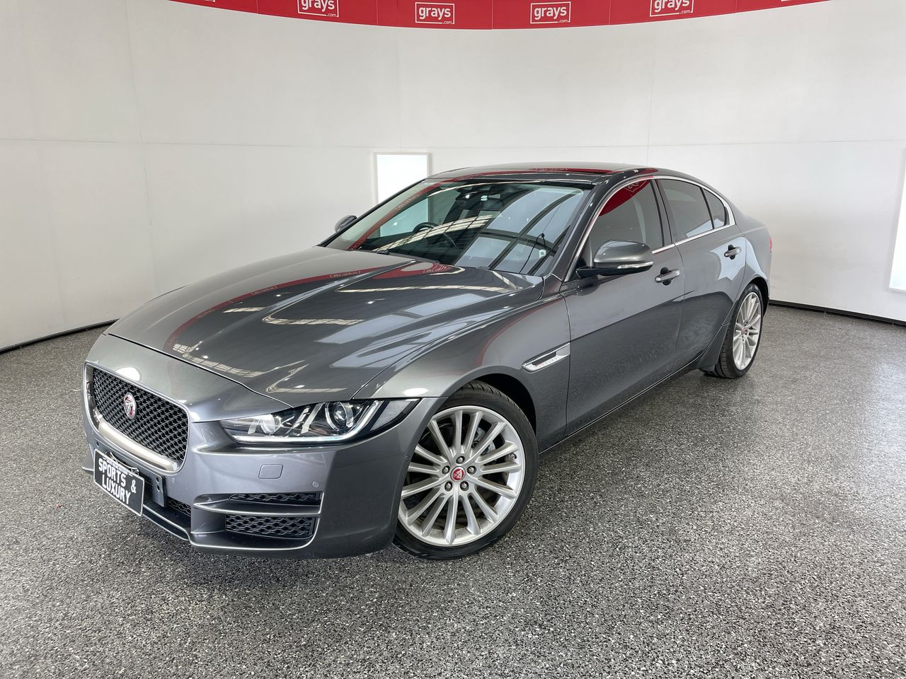 2015 Jaguar XE 20d PRESTIGE Turbo Diesel AT - 8 Speed Sedan