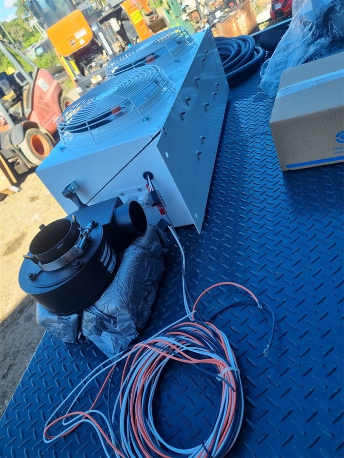 Front End Loader 2m 4in1 Bucket & Maxi Grinder 3PH +More!