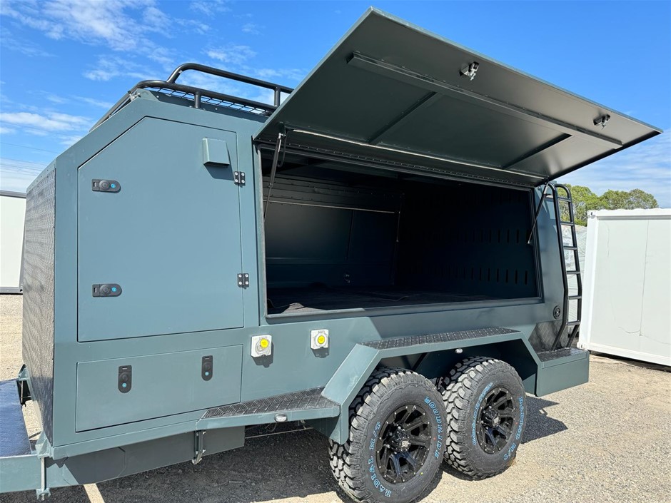 Tradie Trailer 2023 MAXI Premium Package Off Road - Grey (Unused)