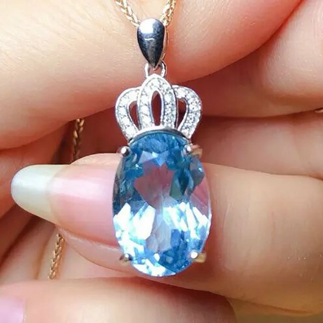 Elegant 18K Rose &White Gold plated Simulants Topaz and white CZ pendant