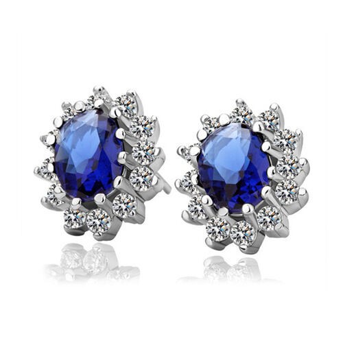 Elegant 18K White Gold plated Design Sapphire Simulants