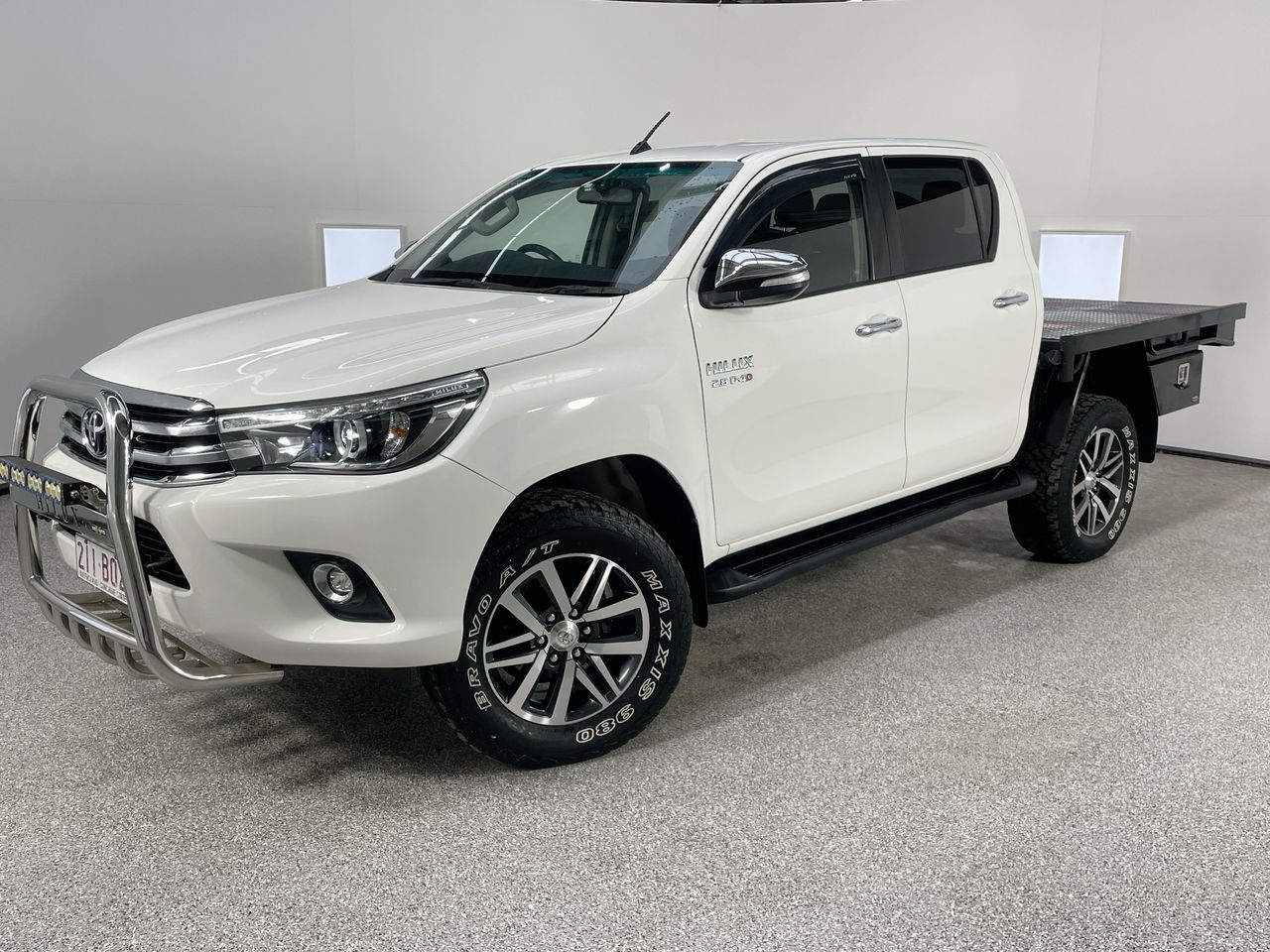 2017 Toyota Hilux 4x4 SR5 GUN126R Turbo Diesel Automatic Dual Cab ...