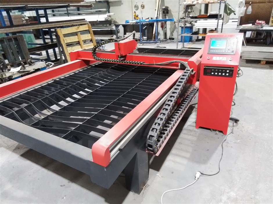 No Reserve Cutting Machine, Coldsaw, Pedestal Drill & More