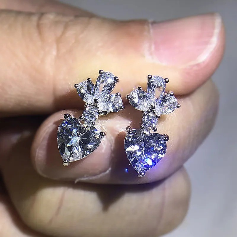 Elegant 18K White Gold Plated Heart White CZ Stud Earrings