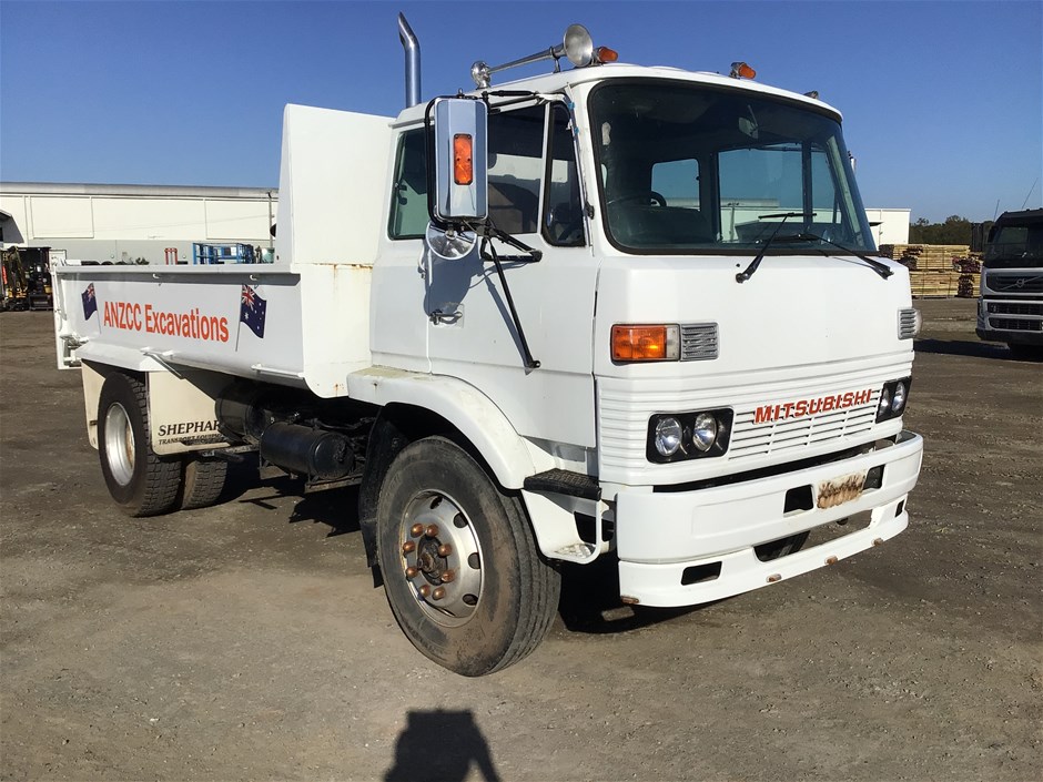 Mitsubishi FM Tipper, Plant trailer, Rock Breaker & More