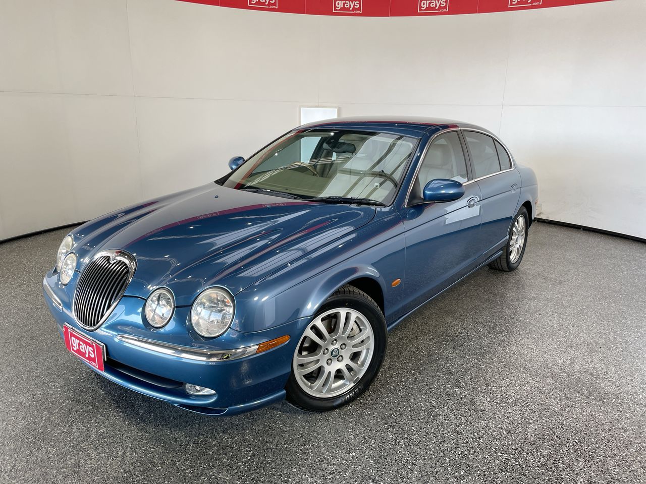 2002 Jaguar S-Type 4.2 V8 SE X200 Automatic Sedan