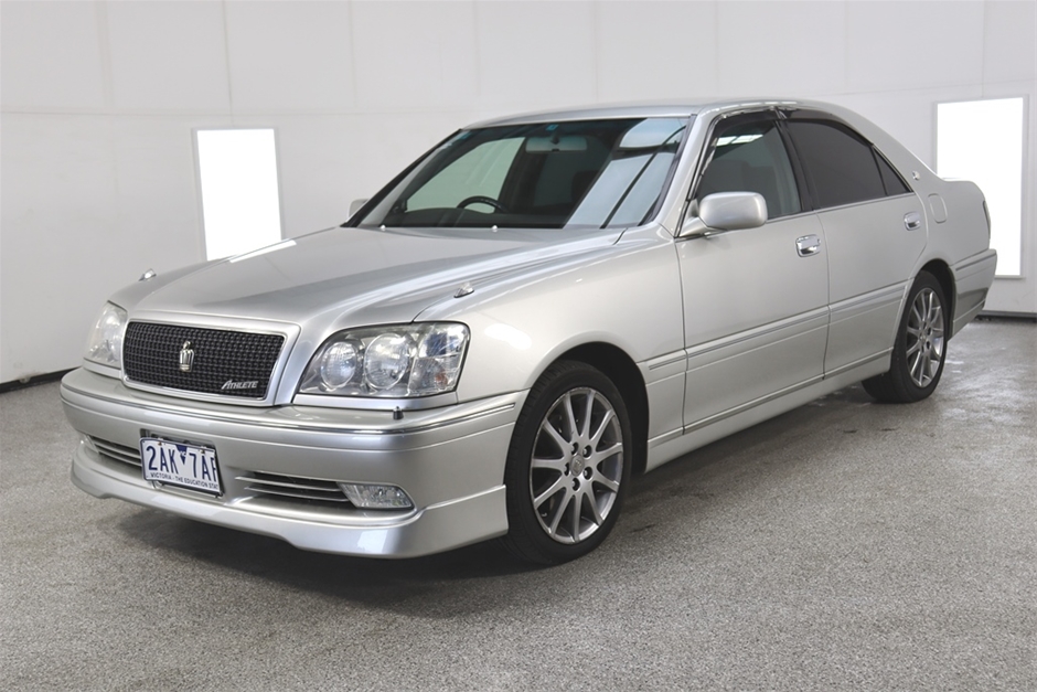 2000 Toyota Crown Athlete V Import Automatic Sedan 