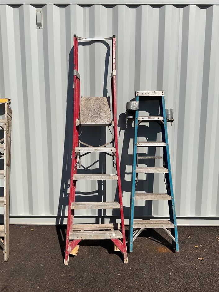 2x Fiberglass Ladders Auction (0013-8018837) | Grays Australia