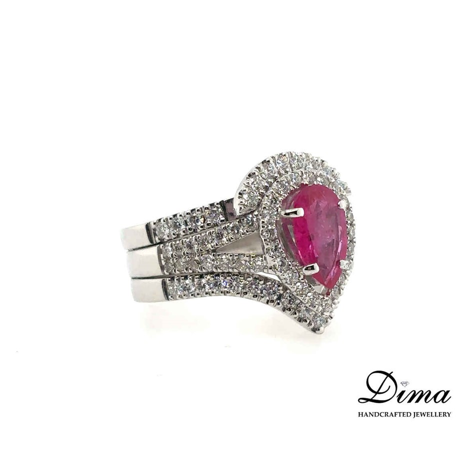18ct white gold ruby and diamond ring