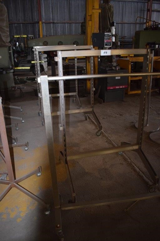 Lot of 4 Aluminium Framed Mobile Work Frames Auction (0069-9052397 ...