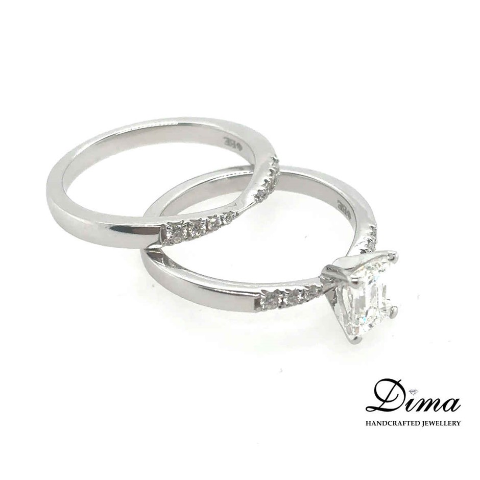 18ct white engagement ring