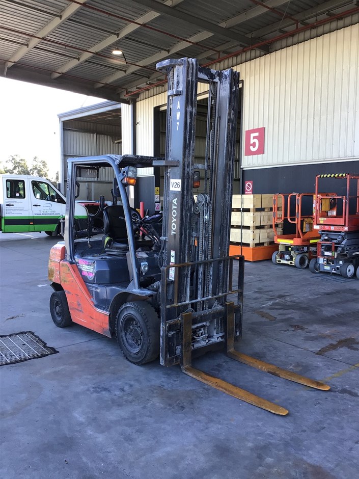 2011 Toyota  328FG25 Counterbalance Forklift - VIC