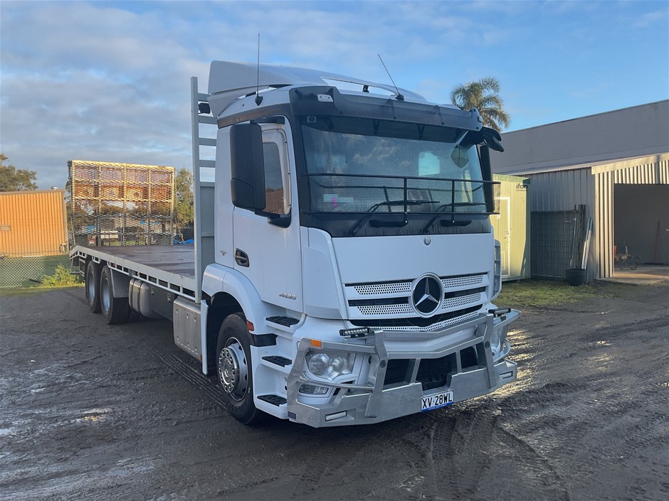 Trucks, Transport and Earthmoving Equipment