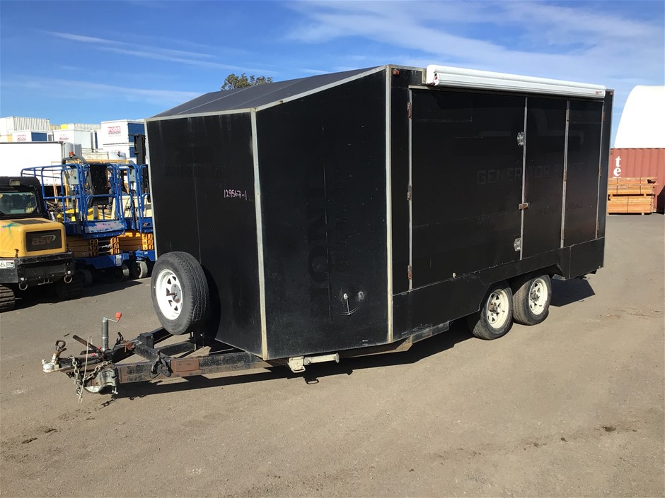 2010 KOOLTR Box Trailer & Equipment Sale