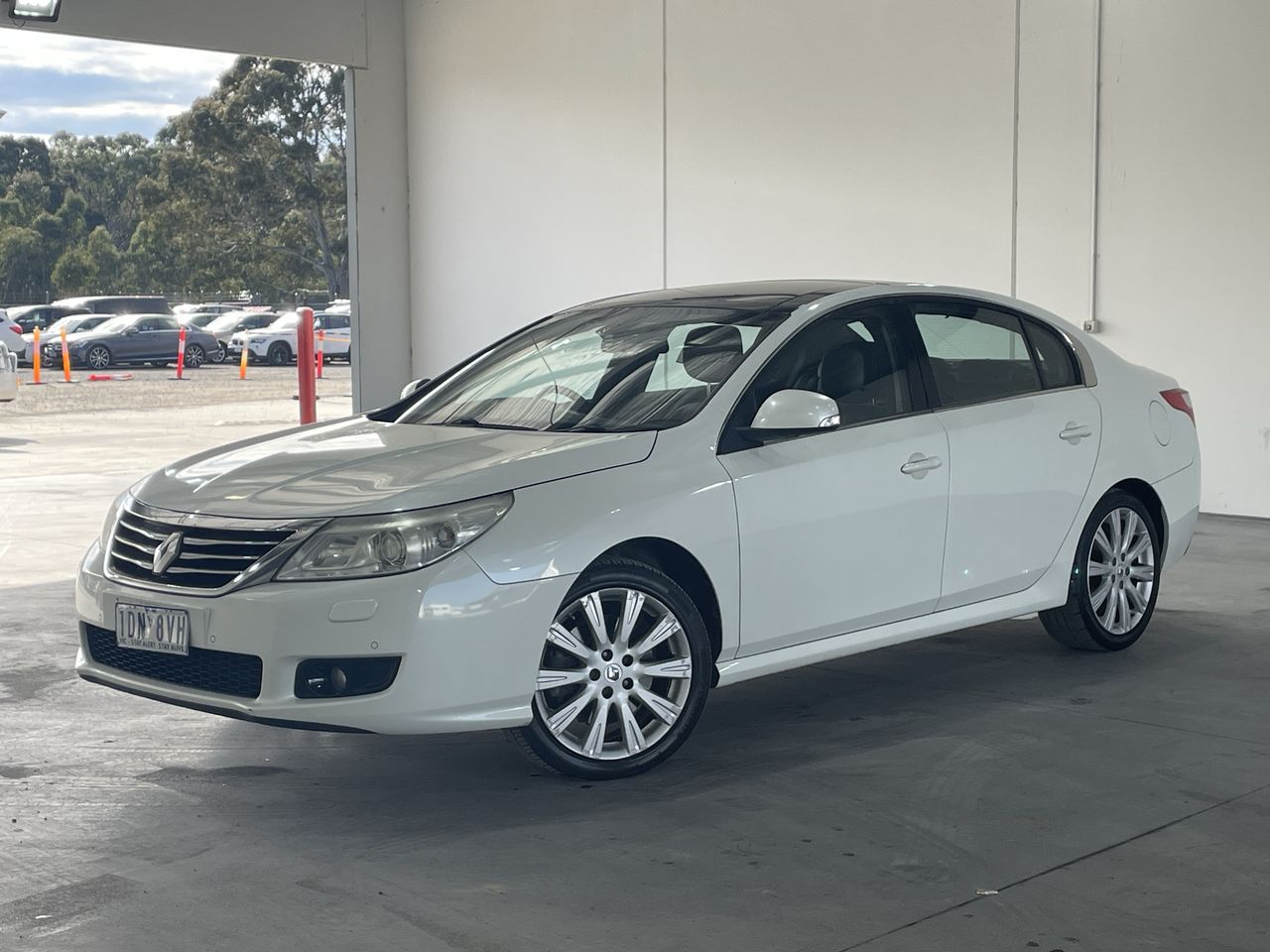 2013 Renault Latitude LUXE Automatic Sedan