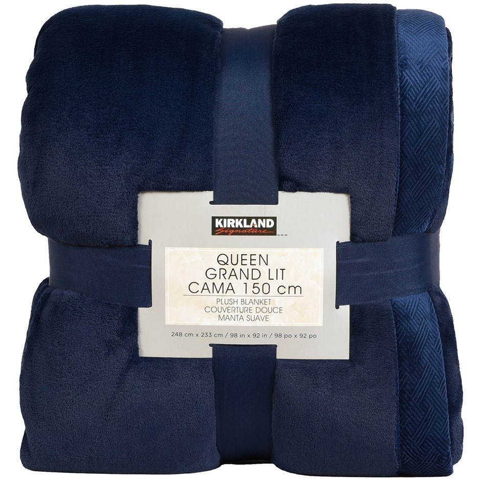 SIGNATURE Queen Grand Lit Cama Plush Blanket, Navy. N.B. Not in original pa