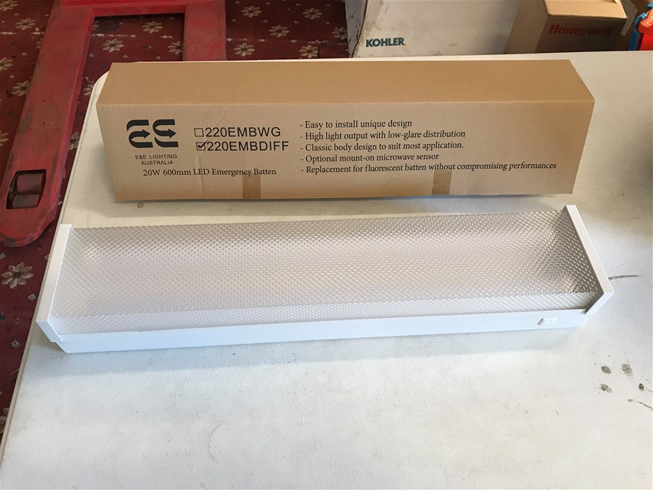 1x Carton of E&E Lighting Led Emergency Button Auction (0261-3029962 ...