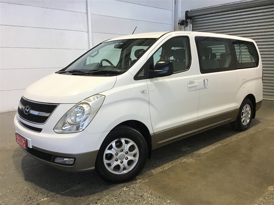 2013 Hyundai iMAX TQ Automatic 8 Seats People Mover