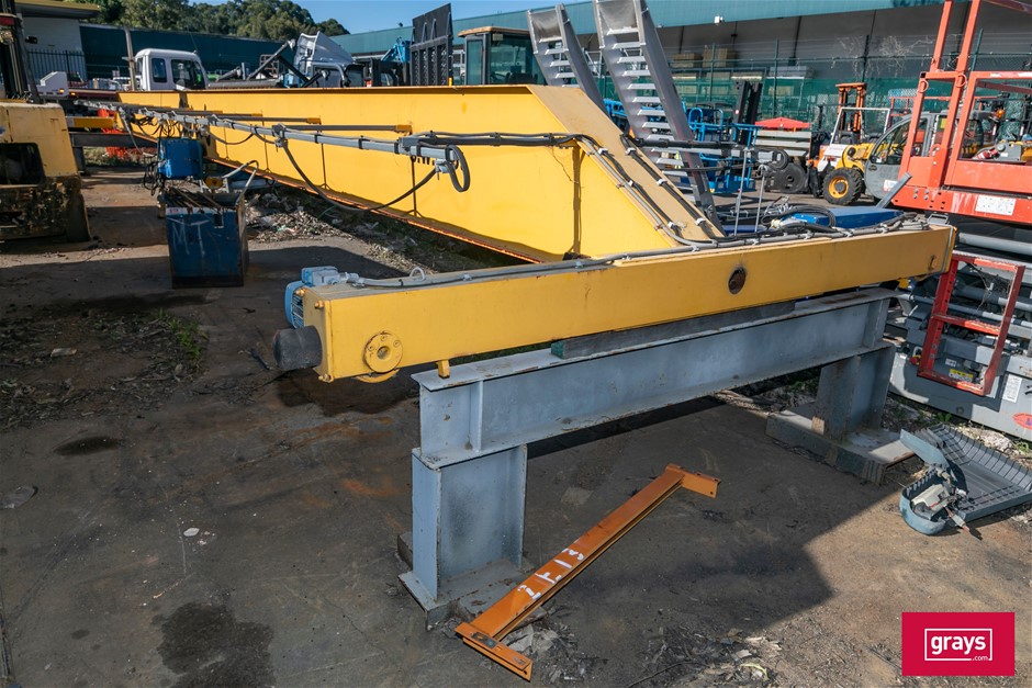 EILBECK Gantry Crane Auction (00495057712) Grays Australia