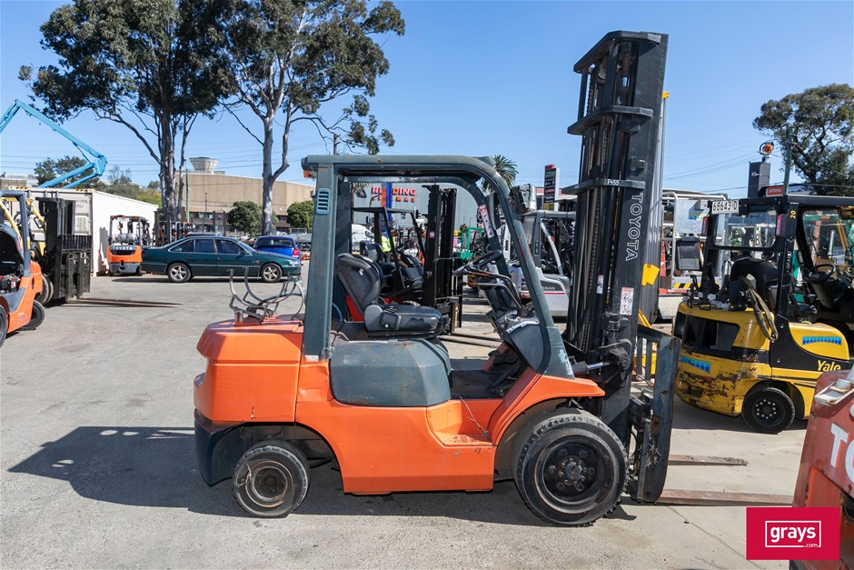 No Reserve – Forklifts, Access Equipment,Truck & Warehousing