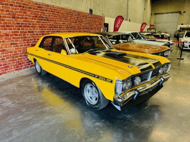 1971 FORD FALCON XY GTHO PHASE 3  Manual Sedan (Tribute)
