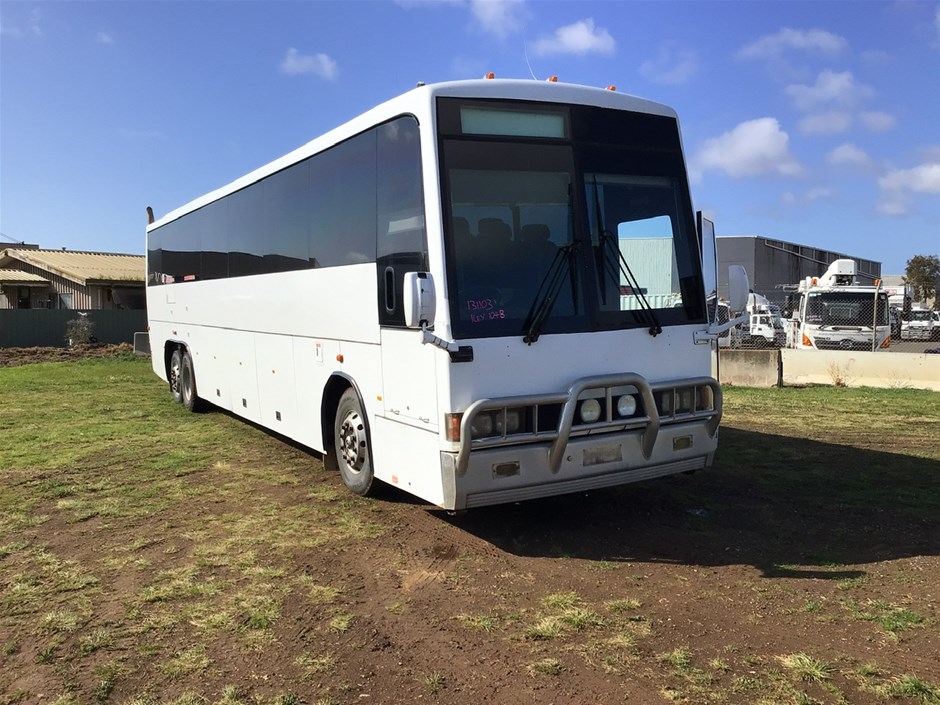 1999 Volvo  Northcoast 6 x 2 Bus