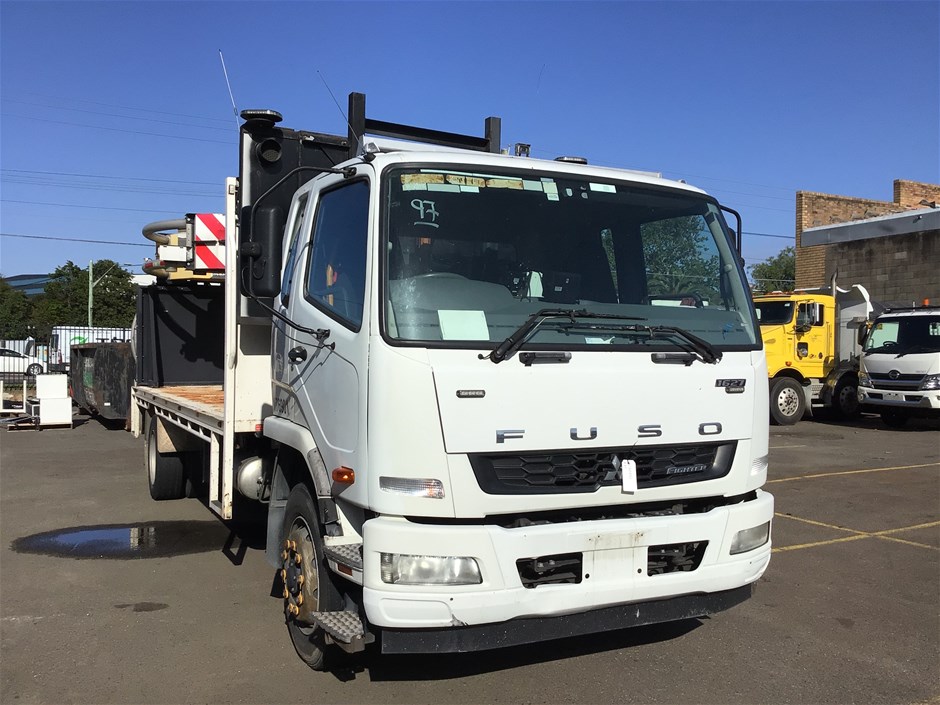 <p>2012 Mitsubishi  Fuso Fighter 1627 4 x 2 Attenuator Truck</p>