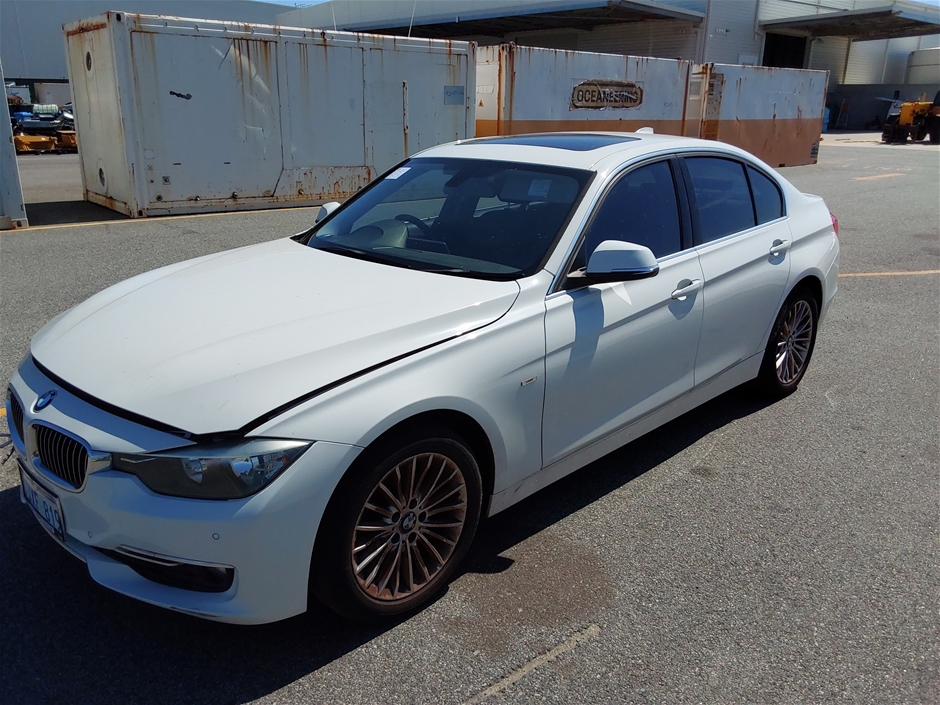 2012 BMW 3 Series 320i F30 Automatic - 8 Speed Sedan