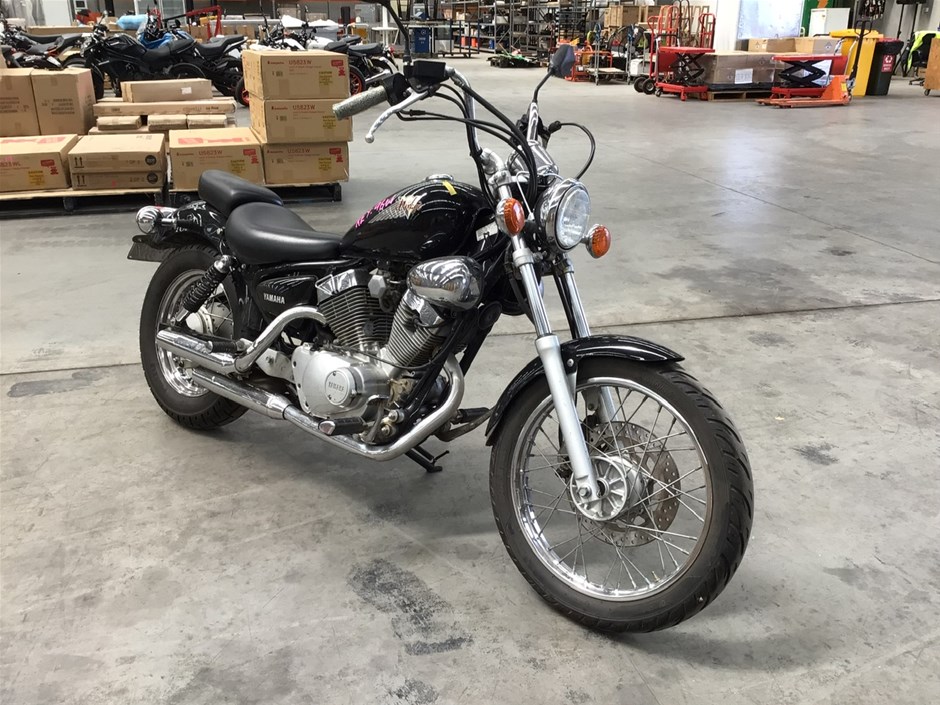 2002 Yamaha  Xv250 Motorcycle